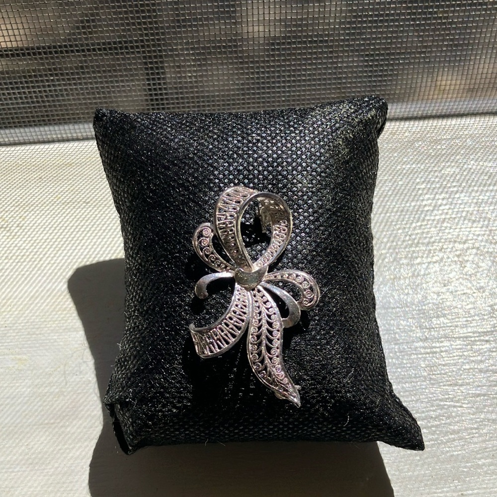 Silver Filigree Bow Brooch made in Germany